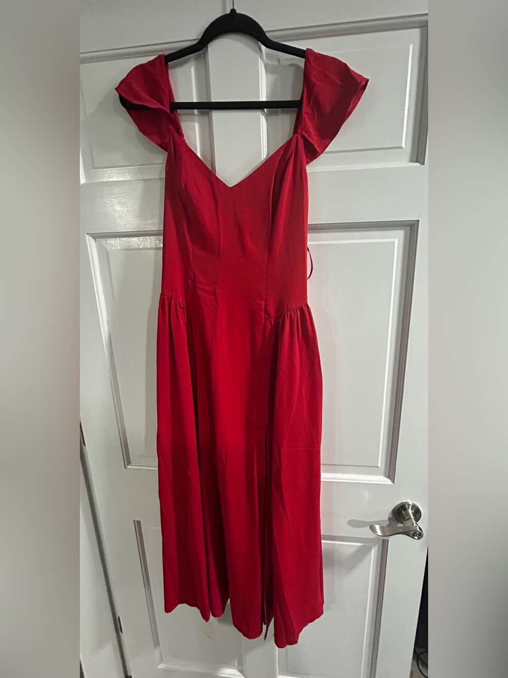 Abercrombie & Fitch Red Midi V-Neck Dress